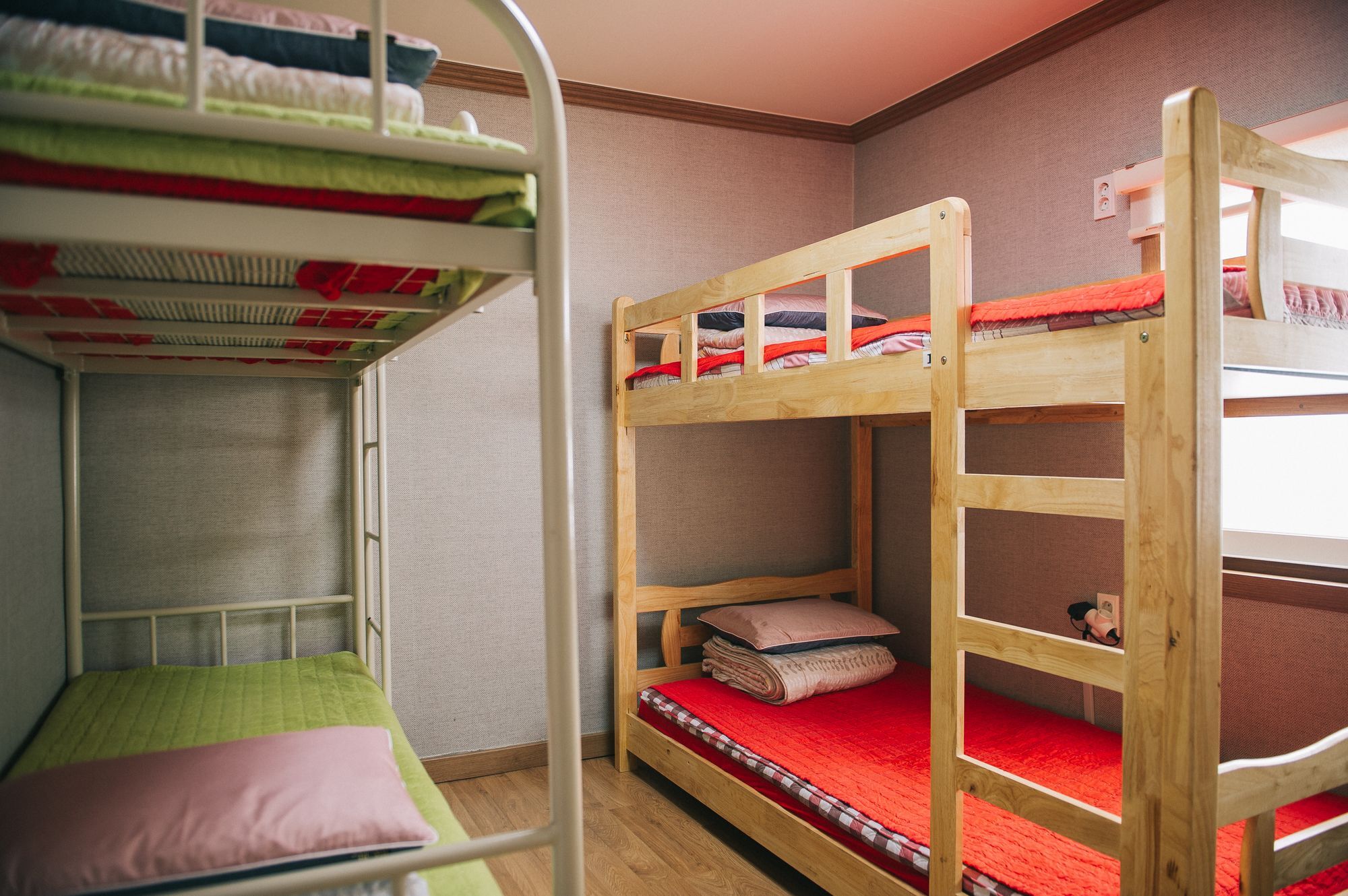 We Guesthouse Пусан Екстериор снимка